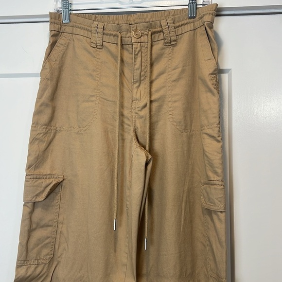 Wild Fable Light Brown Cargo Pants size small. - Picture 3 of 12